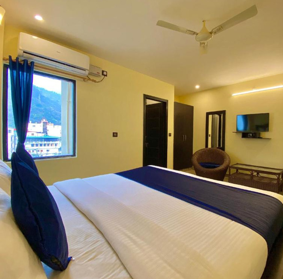 14 Days Yoga Retreat In Rishikesh 14 Days Yoga Retreat In Rishikesh