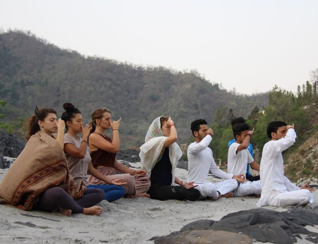 14 Days Yoga Retreat In Rishikesh 14 Days Yoga Retreat In Rishikesh